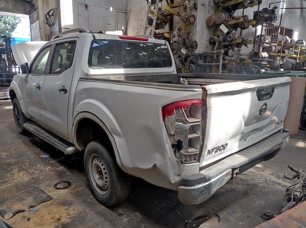  Nissan NP 300 2015    EN DESARME
